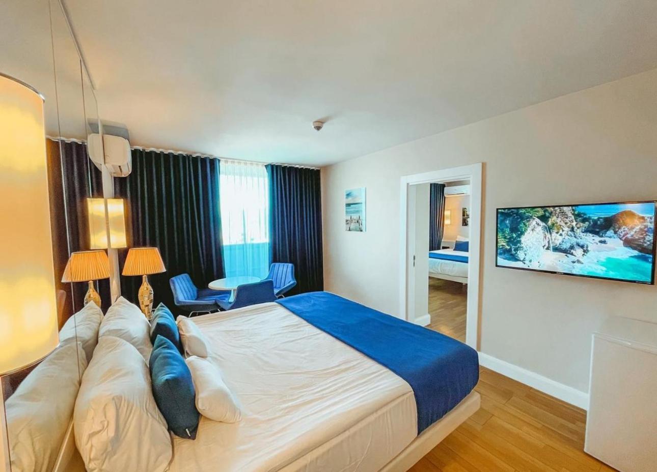 Batumi Orbi City Apart Hotel Buitenkant foto